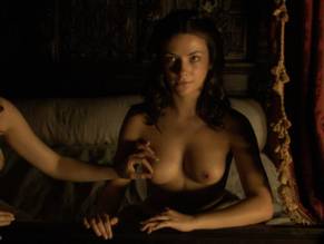 Image with missing alt attribute found on aznude.com