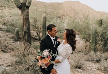 Intimate Vow Renewal Ceremony in the Desert