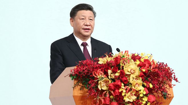 习近平出席庆祝澳门回归祖国20周年大会