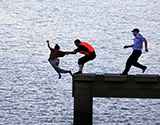 Image with missing alt attribute found on chinanews.com