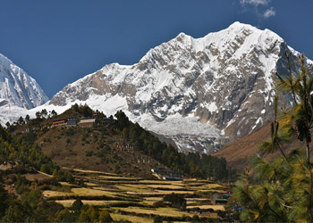 Manaslu circuit trek
