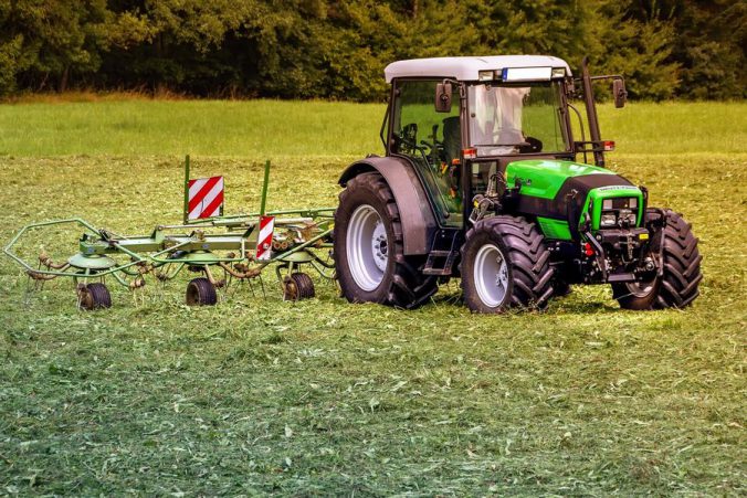 traktor z wichrem
