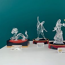 Swarovski Auction