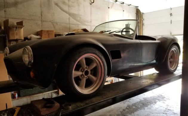 Image with missing alt attribute found on barnfinds.com