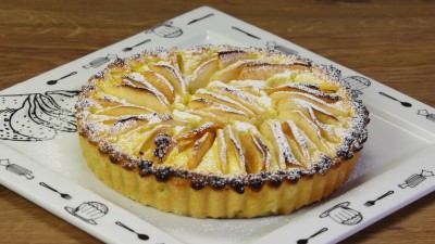 Crostata con crema ricotta e mele