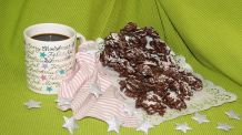 Adventskalender 9. Türchen: Winterliche Schokocrossies & Tee mit Schuss