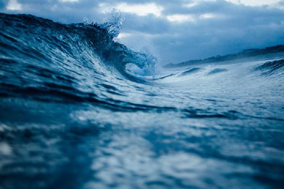 Russia suspected of intention to break Mariana Trench to destroy USA