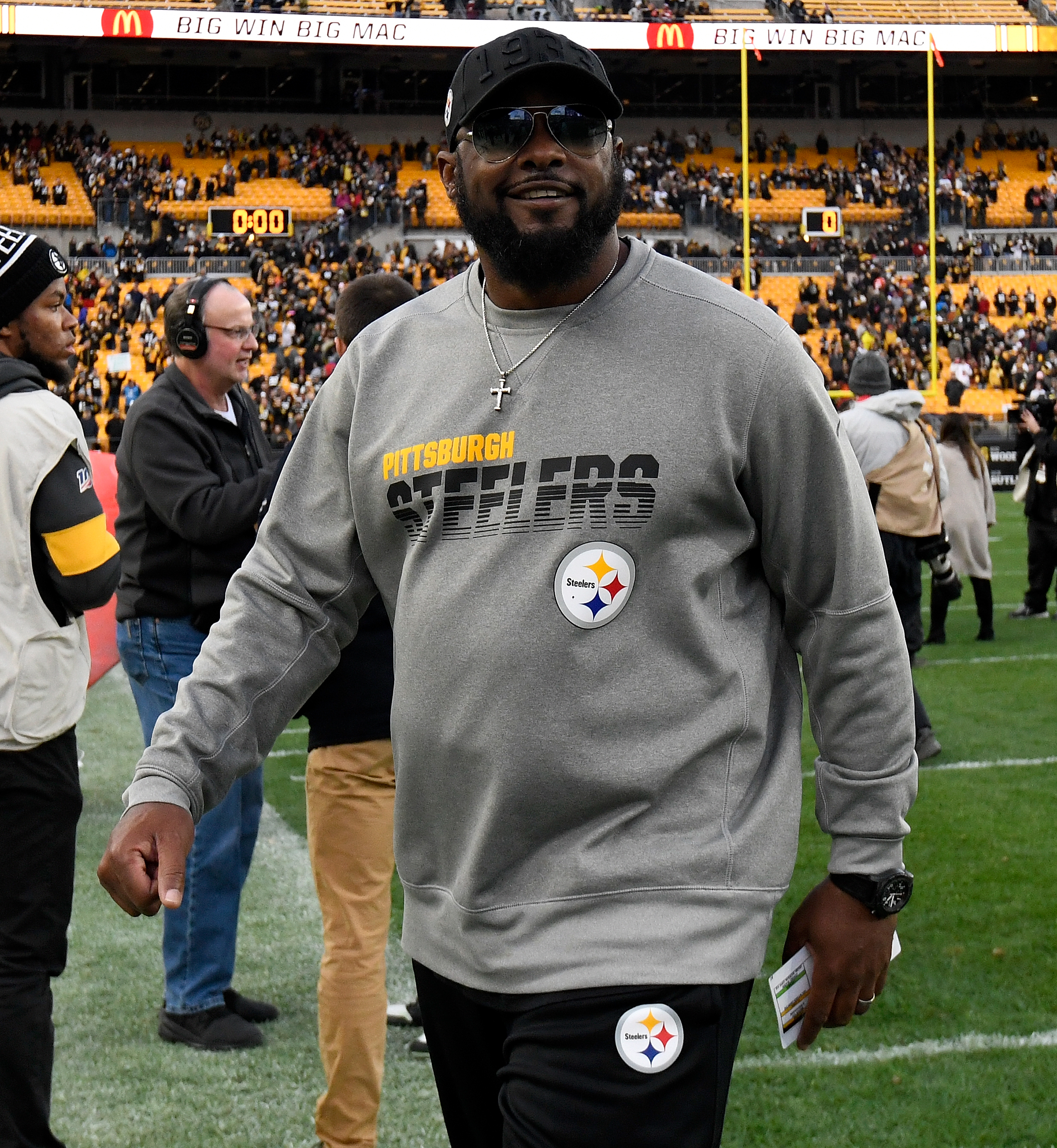 Cleveland Browns v Pittsburgh Steelers