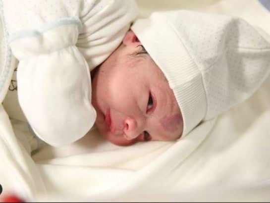 Baby Love, el ni&ntilde;o con el coraz&oacute;n en la frente