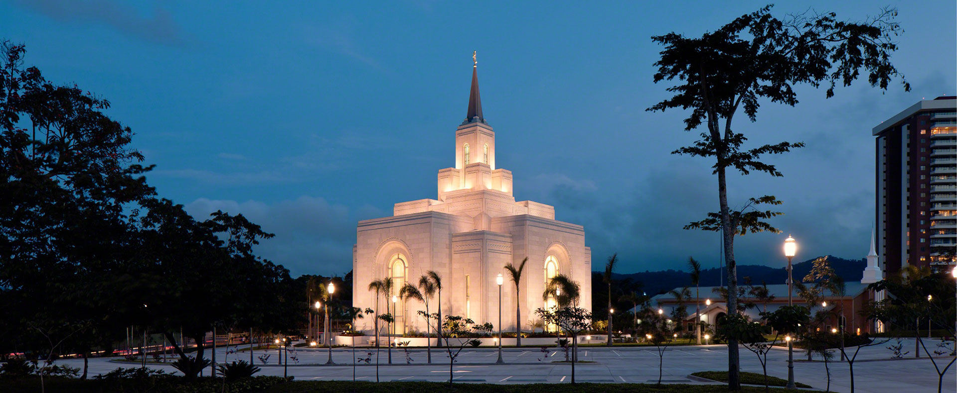 Image with missing alt attribute found on churchofjesuschristtemples.org