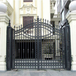 Cửa sắt 2 c&aacute;nh