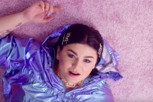 Roxeanne Hazes