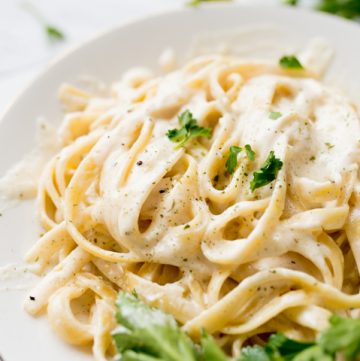fettuccine Alfredo Recipe made in one pot