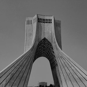Image with missing alt attribute found on radiojavan.com