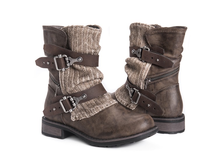 MUK LUKS Women's Logan Boots