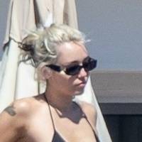 Miley Cyrus Nude