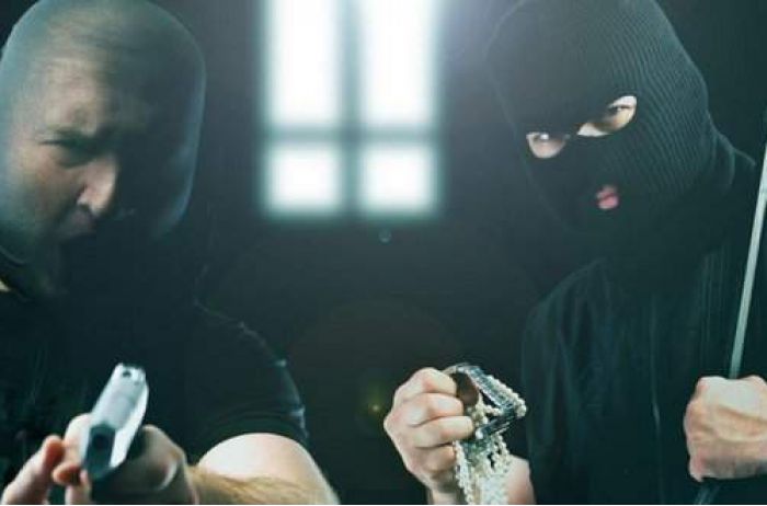 Image with missing alt attribute found on from-ua.com