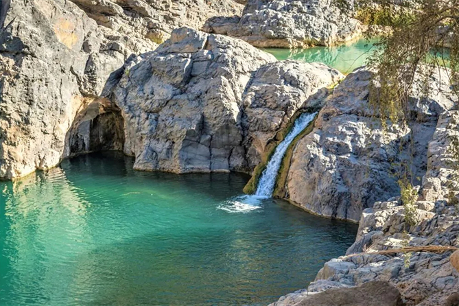 Image with missing alt attribute found on go-oman.com