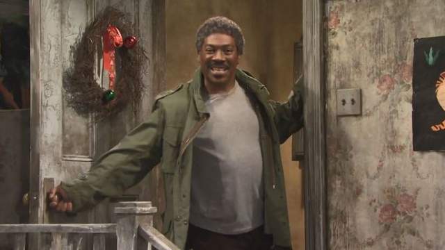 Eddie Murphy's  'Mister Robinson' Returns To Saturday Night Live To Poke Fun At Gentrification!