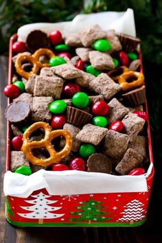 These Christmas treats are the best kind of Christmas dessert to make &mdash; and kids can help too! #christmasrecipes