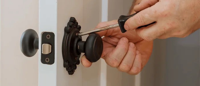 find locksmith near me