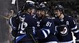 Patrik Laine (vas.) oli Winnipegin juhlittu sankari.