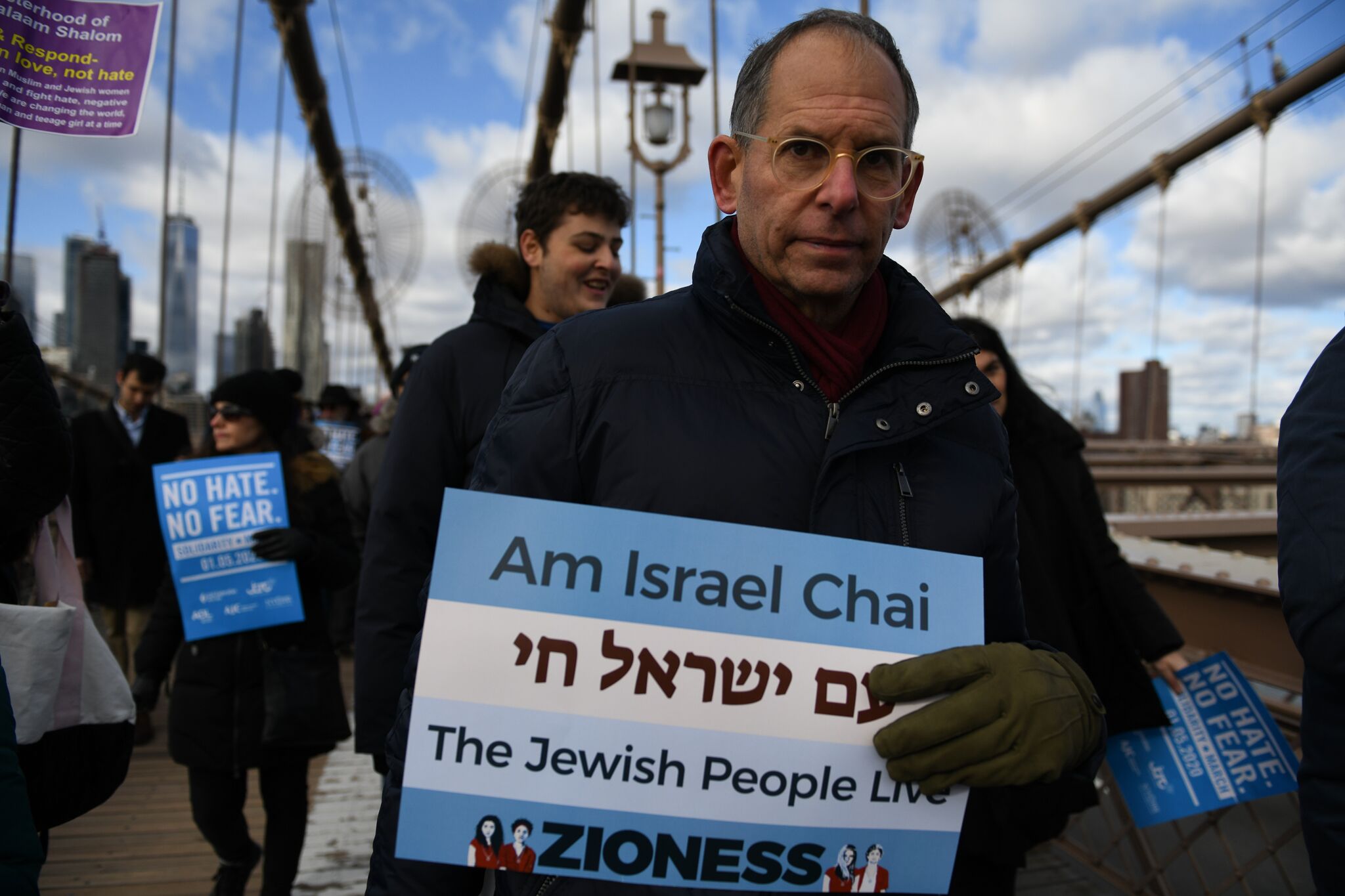 Image with missing alt attribute found on jewishcurrents.org