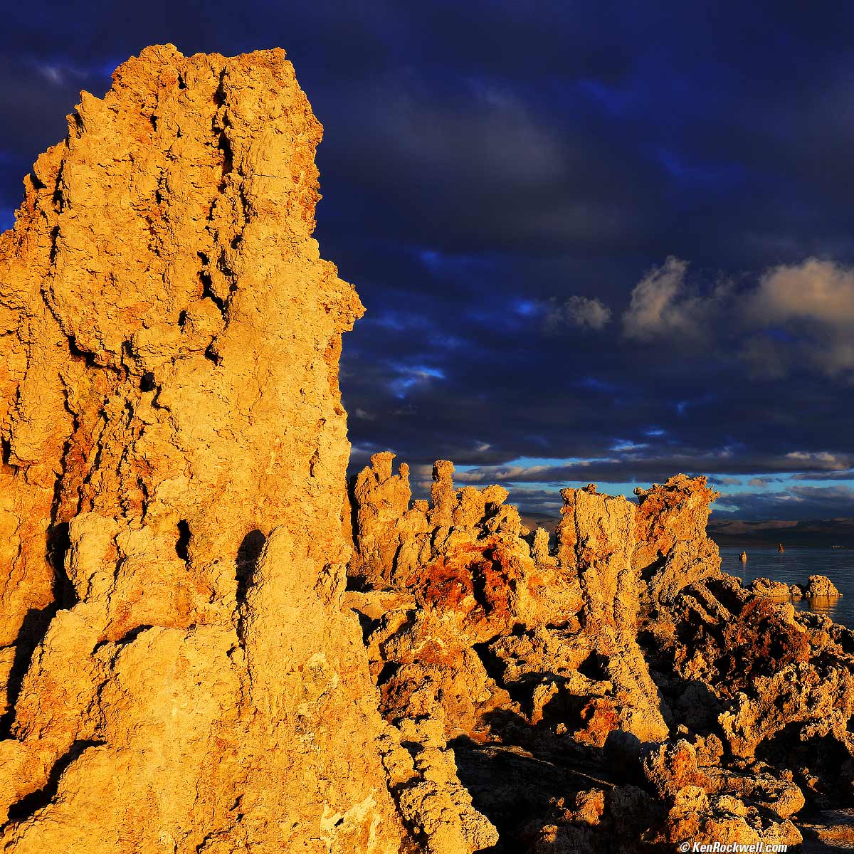Dawn at South Tufa, October 2015