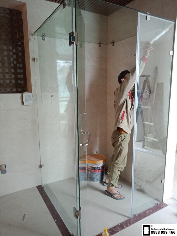 Cabin ph&ograve;ng tắm k&iacute;nh 90 độ
