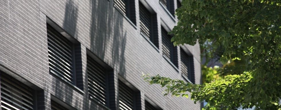 Image with missing alt attribute found on mba-uni.de