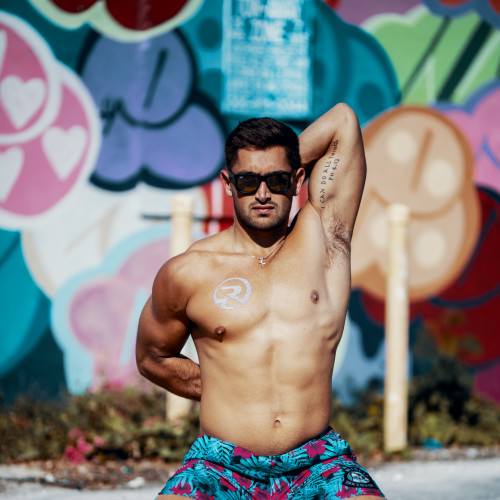 Image with missing alt attribute found on romwod.com