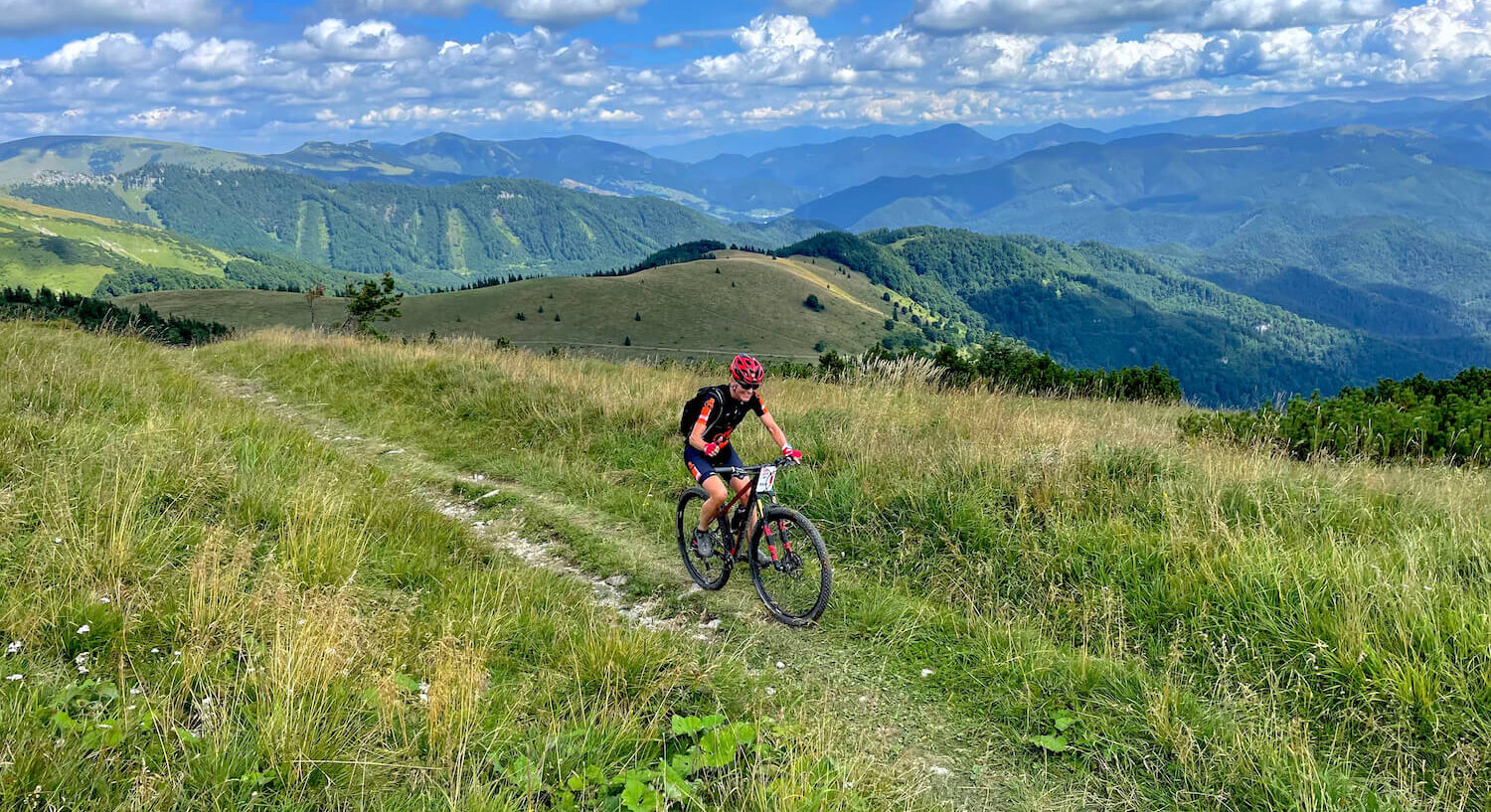 Image with missing alt attribute found on mtb-adventure.dk