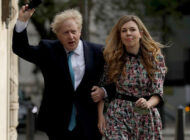 Johnson 10 Numara&rsquo;ya gelin getiriyor.