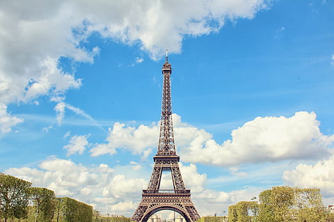 eiffel tower, paris, france, holiday, vacation, tourism, blue sky, clouds, city, europe, built structure, sky, architecture, tower, cloud - sky, travel destinations, travel, building exterior, tall - high, day, the past, history, nature, low angle view, architectural feature, no people, outdoors, spire, 4K, CC0, public domain, royalty free