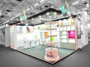 booth_decorator