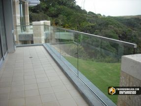 Image with missing alt attribute found on phuongnamglass.com