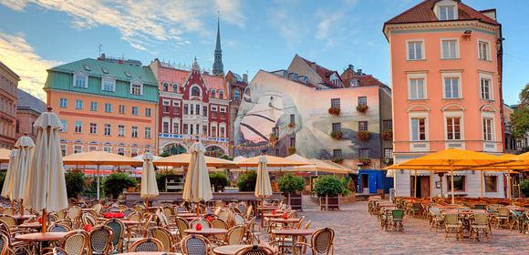 Image with missing alt attribute found on tez-tour.com