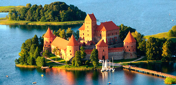 Image with missing alt attribute found on tez-tour.com