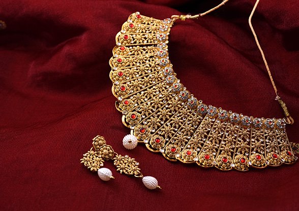 Image with missing alt attribute found on rajakumarigold.com