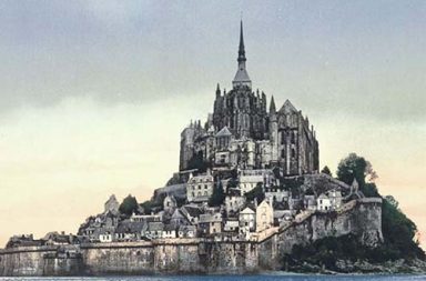 Spectacular photochrom postcards capture France in vibrant color, 1890-1900