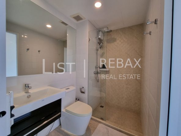 Image with missing alt attribute found on rebax-realestate.com