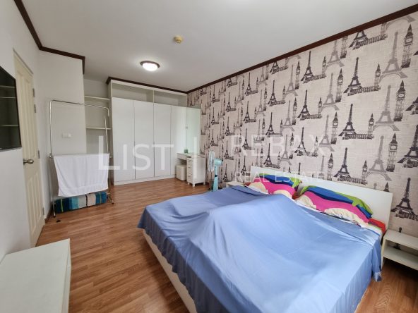 Image with missing alt attribute found on rebax-realestate.com