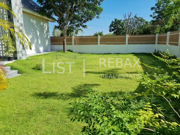 Image with missing alt attribute found on rebax-realestate.com