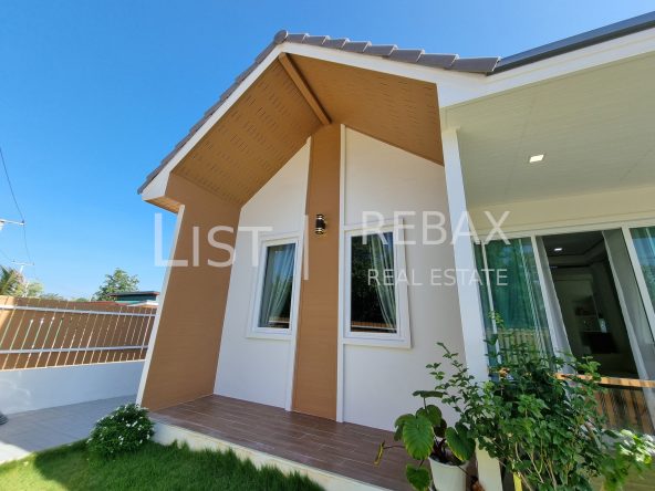 Image with missing alt attribute found on rebax-realestate.com