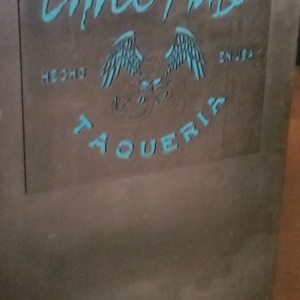 Image with missing alt attribute found on yelp.be