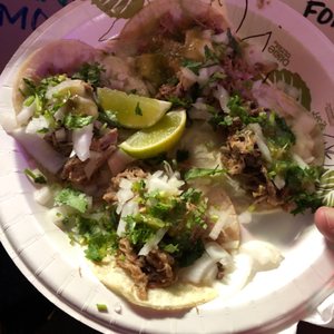 Image with missing alt attribute found on yelp.pt