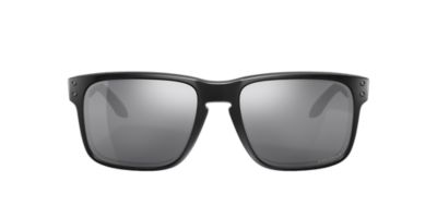 Image with missing alt attribute found on sunglasshut.com