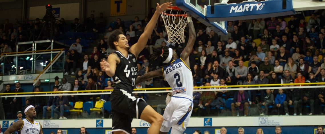 Image with missing alt attribute found on sport365.fr