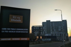 Российскую дезинформацию нельзя рассматривать в отрыве от общей политики РФ