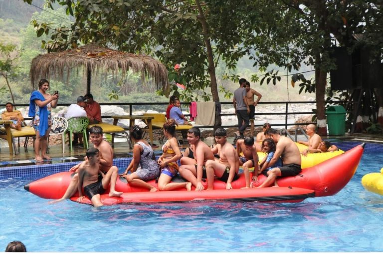 sukute beach hotels